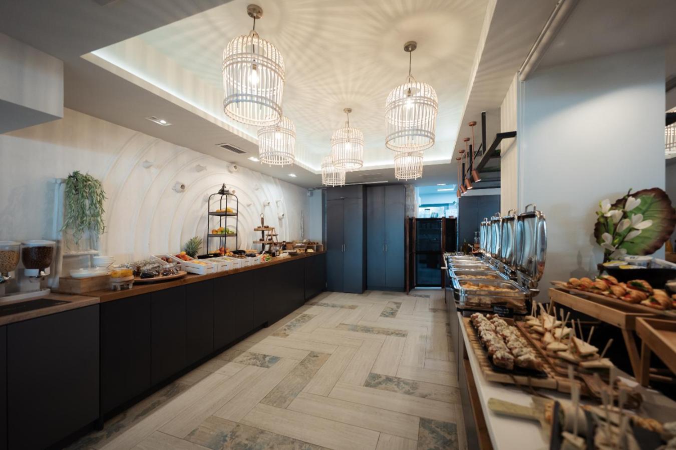 Blue Carpet Luxury Suites Pefkochori Ngoại thất bức ảnh