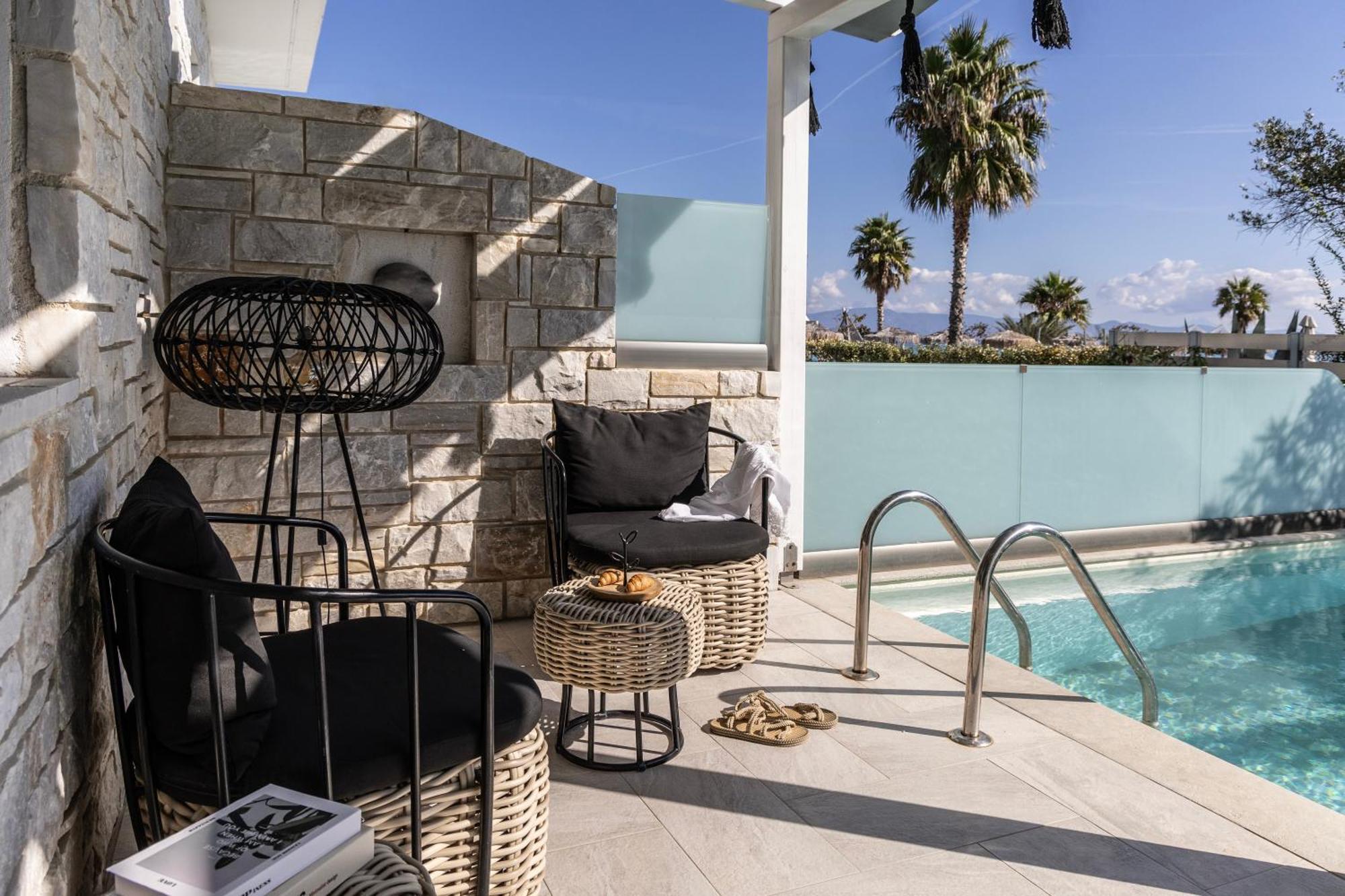 Blue Carpet Luxury Suites Pefkochori Ngoại thất bức ảnh