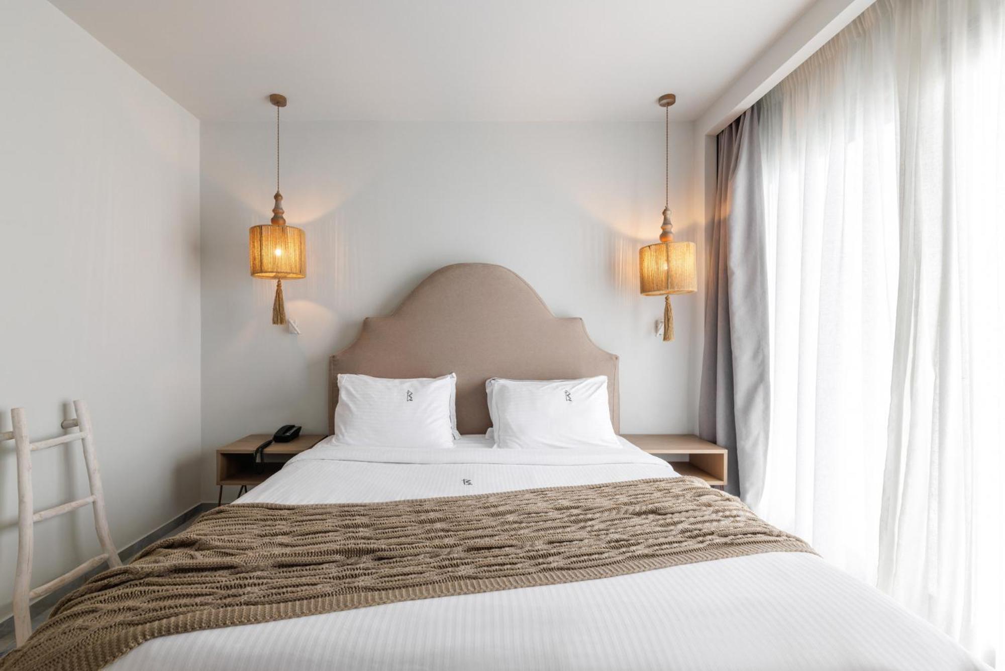 Blue Carpet Luxury Suites Pefkochori Ngoại thất bức ảnh