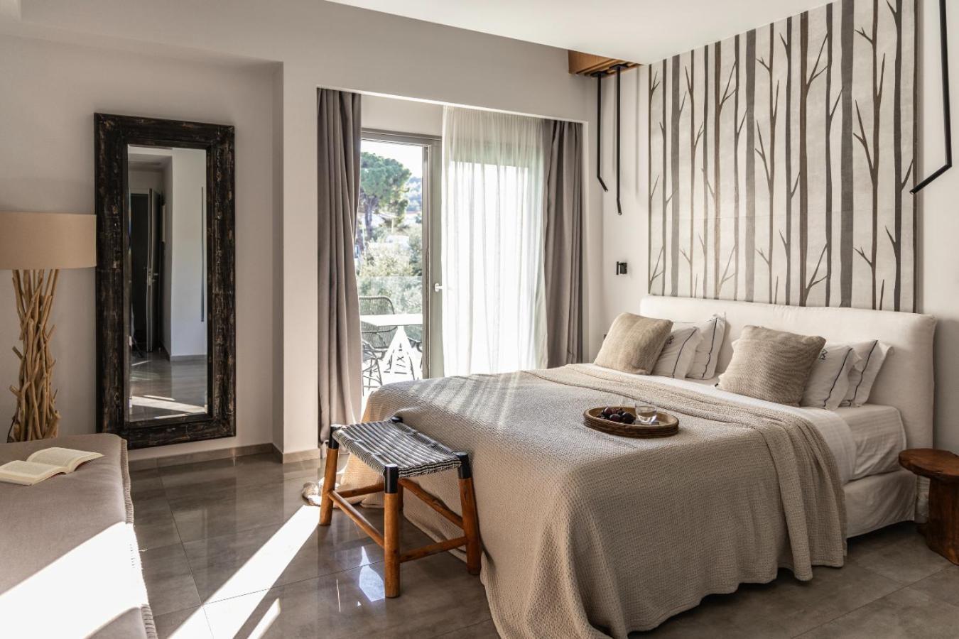 Blue Carpet Luxury Suites Pefkochori Ngoại thất bức ảnh