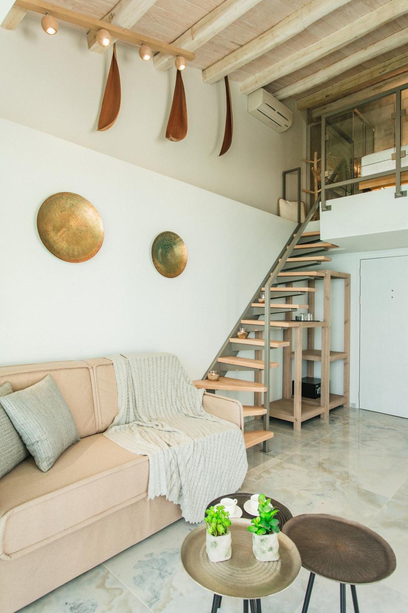 Blue Carpet Luxury Suites Pefkochori Ngoại thất bức ảnh